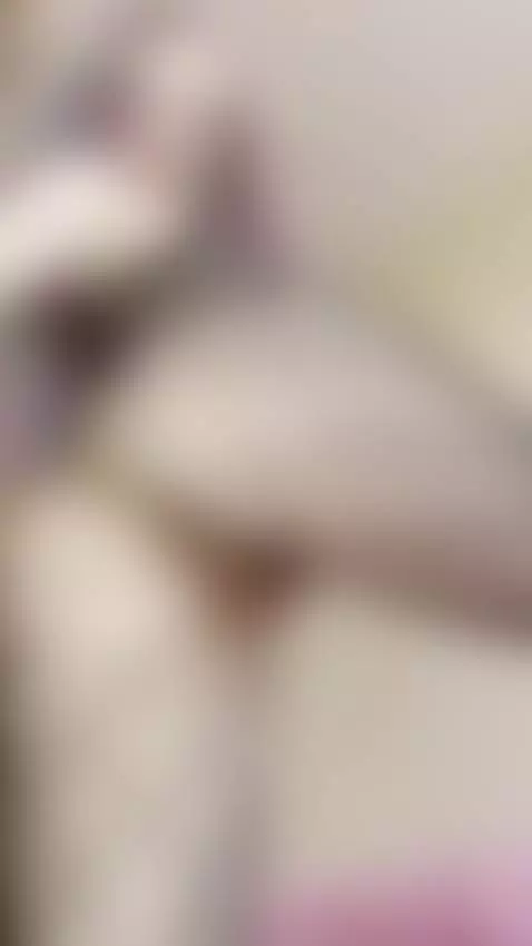 Thick girl bends over showing wet pussy 💘 by sofichan