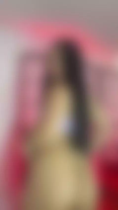 Do you like how I look, my love?🩷 by missallydoll