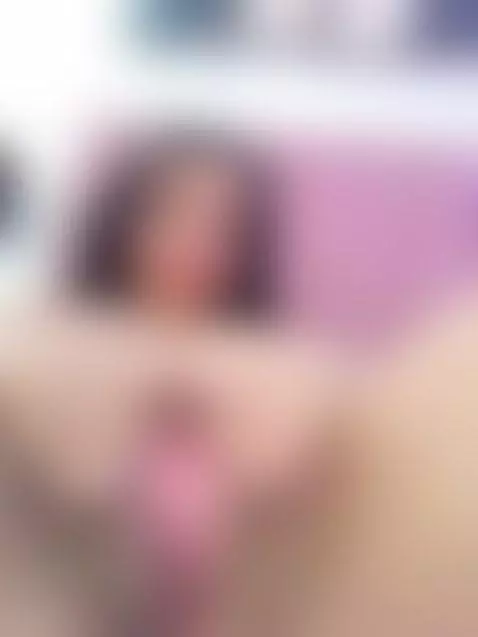 cariño recuerda seguirme en instagrm en mi perfil 
un coñito... by isabelsweet7