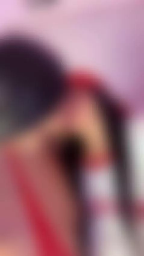 some wet kisses and wet pussies... are u there? come by agathaandatenea