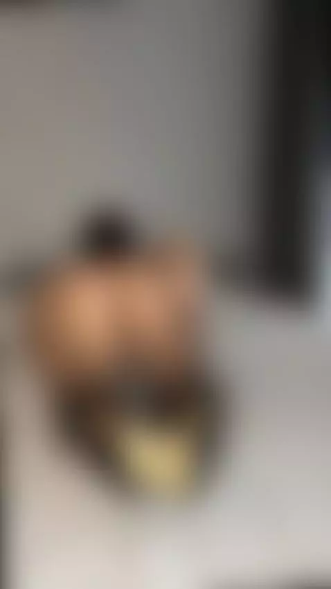 I want your cock splitting my ass wide by brunettemia