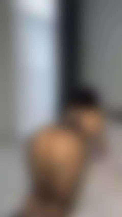 Bend me over and make me beg 💕 by brunettemia