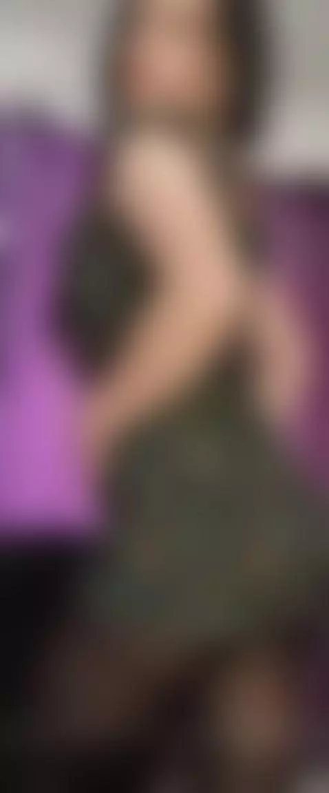 Girl hot by coralgibsonn