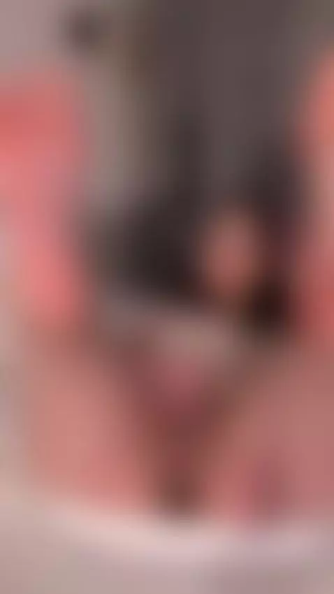 I moan your name until it hurts by roxyts