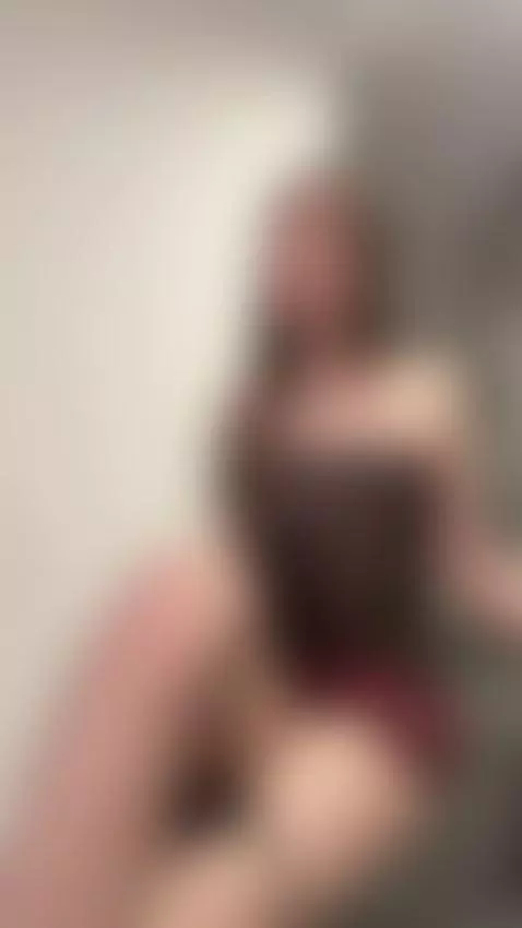 Come see how horny I am today by roxyts