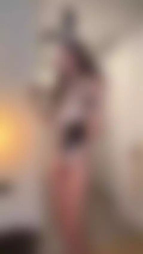 Imagine being this close while I tease you, and make this te... by roxyts