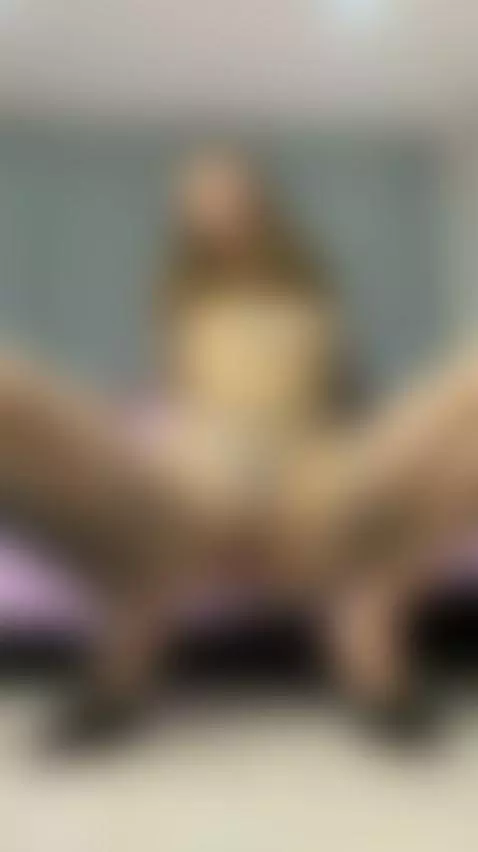 🔞Long haired brunette with full sleeves spreading 🍆 Join OF by thelolaboop