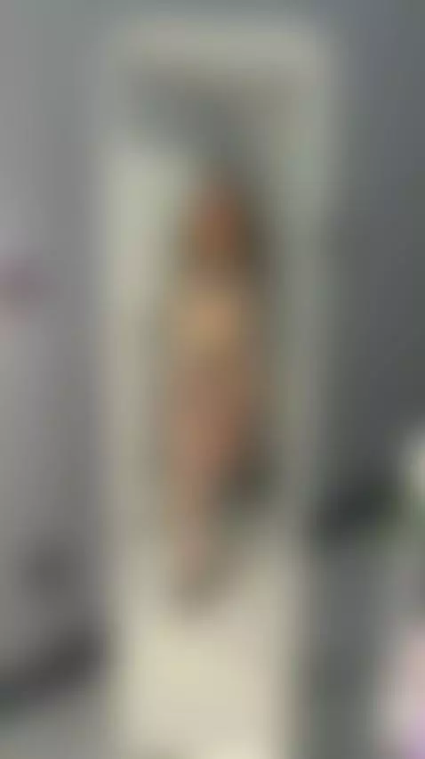 🔥Tattooed brunette pussy throbbing 😈 Join OF by thelolaboop