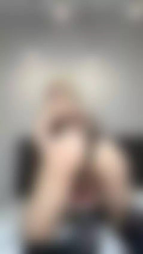 Spread my ass with both hands before you put your mouth exac... by mollyfem