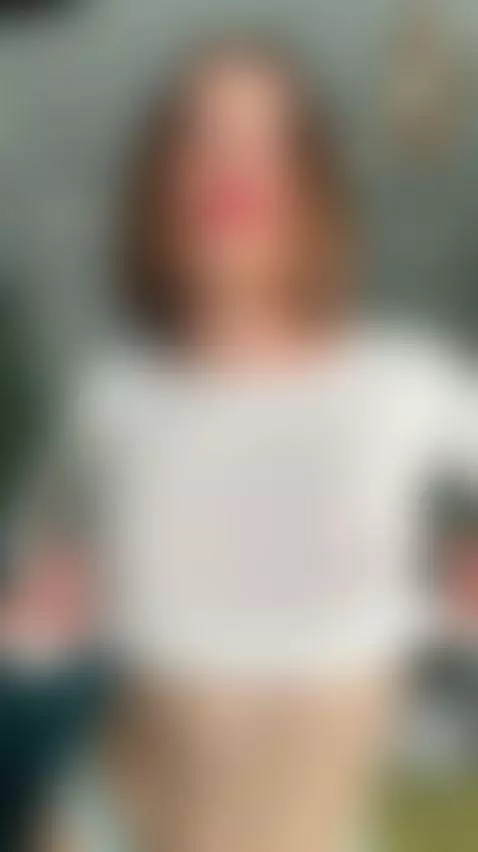 🔥Short bob brunette throbbing with lust 💦 Exclusive OF by clairewilde