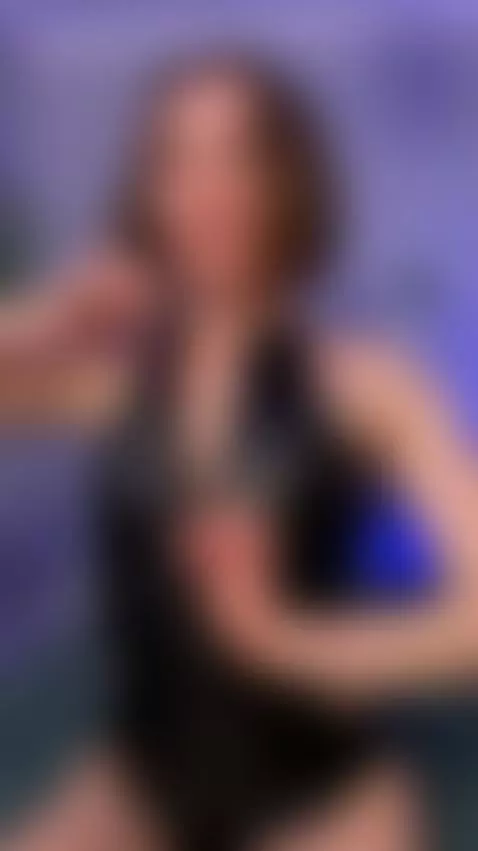 🍒Toned brunette in blue bikini squeezing her curves 😏 Naught... by clairewilde