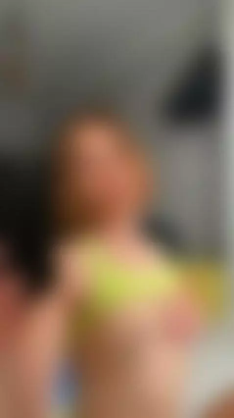 😈Fit brunette with short hair craving your hands 🍆 Unlock OF by clairewilde