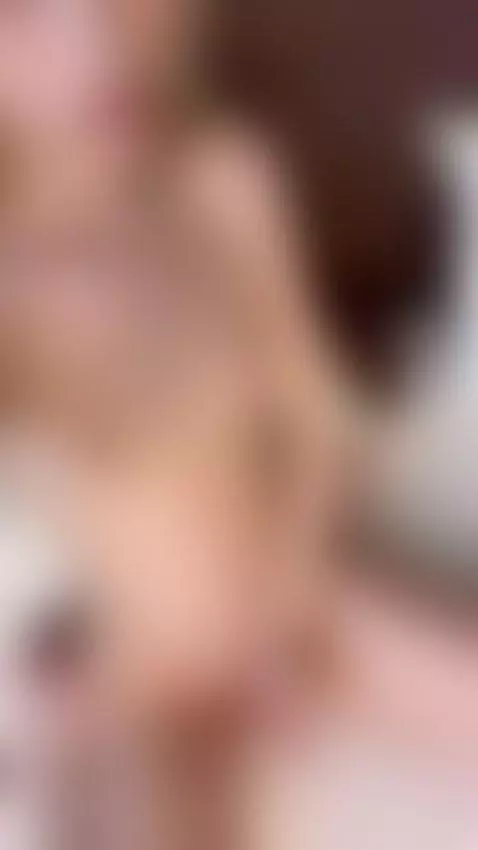 A beautiful evening selfie with my perfect body by trixiets