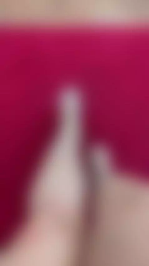 Feet that tease without saying a word… how far would you go ... by primelancia