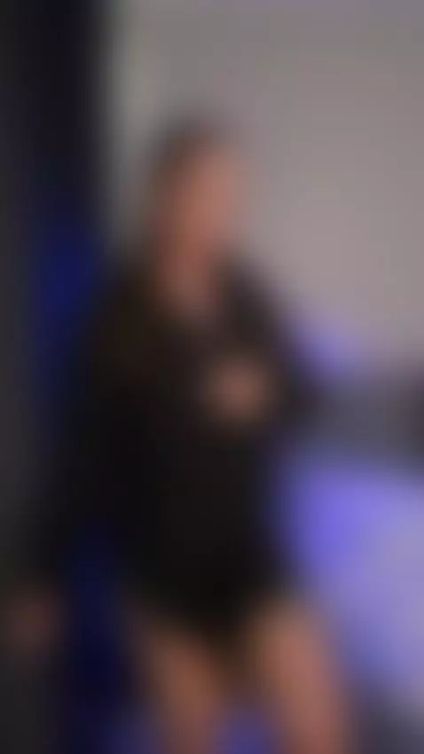 My body is ready to take your big hard dick by ashleyts