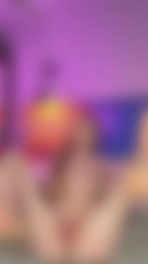 Having wild thoughts cause I'm so horny by miacutets