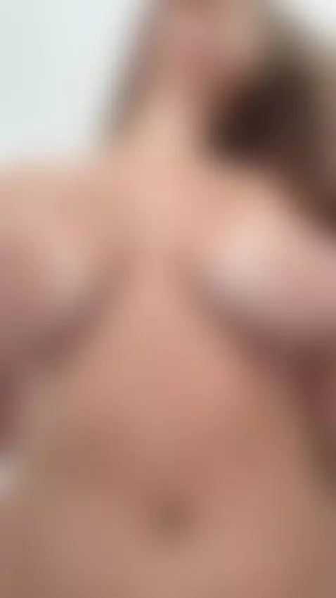 Big tits bounce as she arches back 😋 by katerina-23