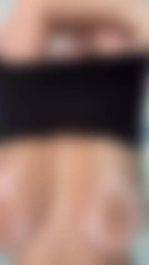 Big tits bouncing as she pulls down pants 🤤 by katerina-23
