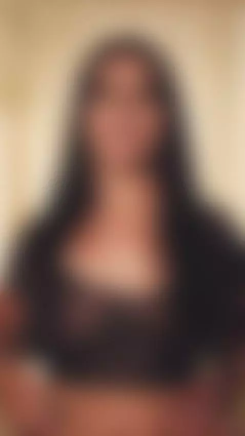 Hello I am Dahiana waifu, if you want more of my tiktoks kno... by honeyasscorlette
