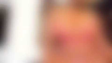 Te gustan mis grandes tetas ??   🍒🍒 by ebony-march1