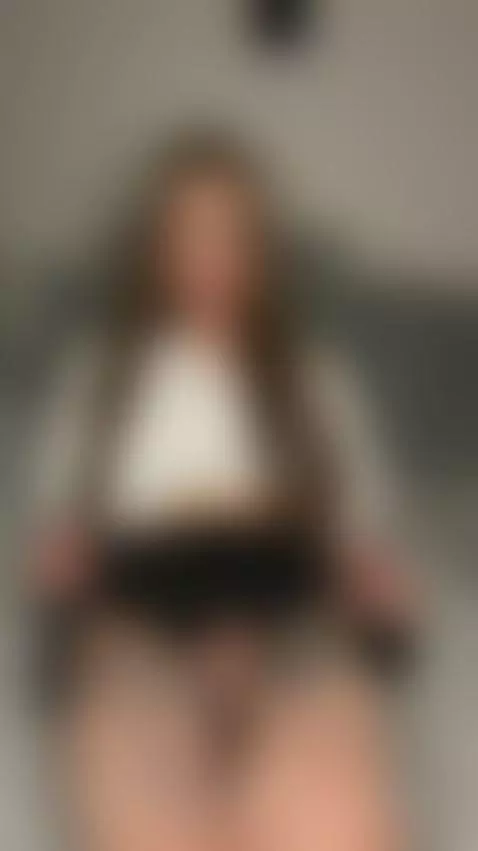 🔞Trans girl with long hair bouncing 😏 See my OF by lollydreamtm