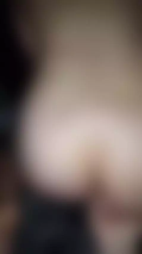 emm gets fingered!! by xxemmxxx