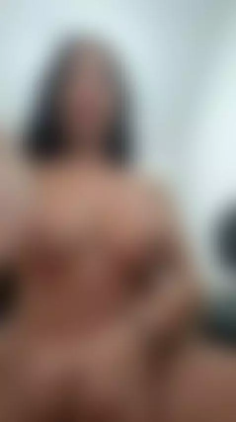 🔥Long haired beauty ready to squirt again 🍑 Unlock OF by celinabliss