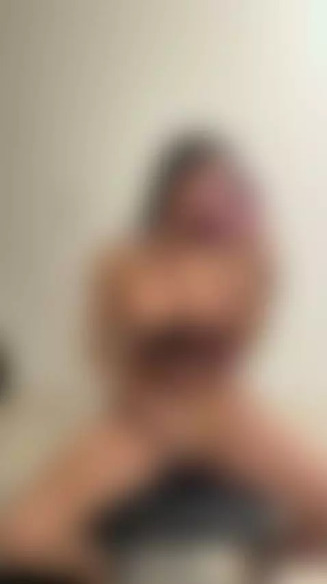 🔞Curvy long haired brunette with amazing body 🍒 See OF by celinabliss