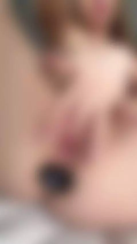 Am and already plug myself just for you 🙈... Sub OF by juicyjuless