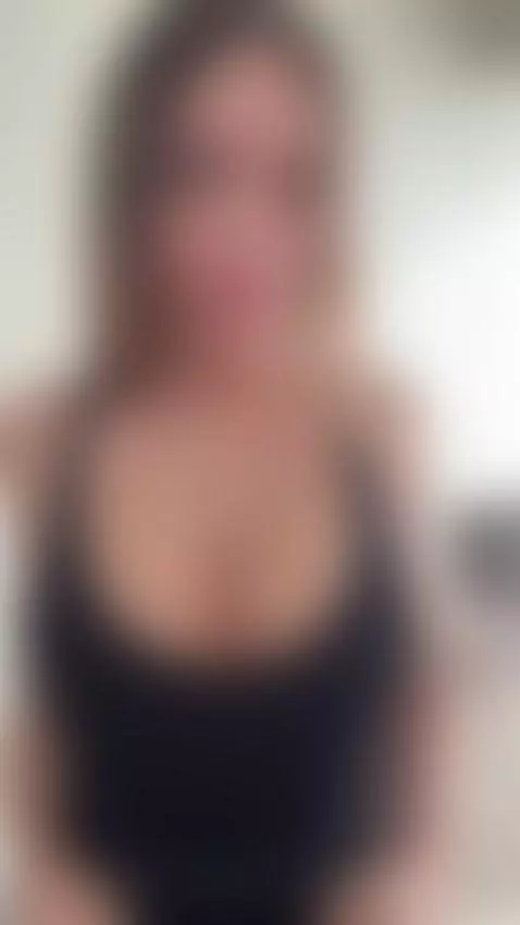 Do you like it? I know you do... 😈 The full striptease video... by lunabellamy