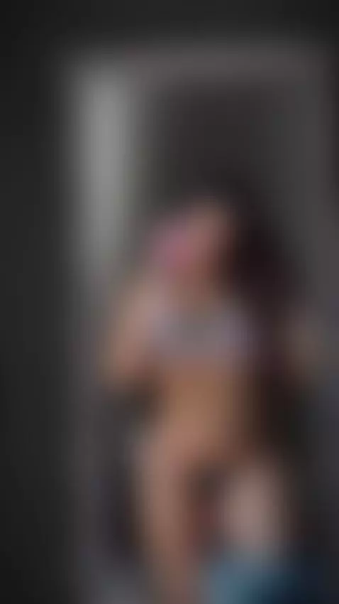 Good Morning 🥰 by curvyylovee