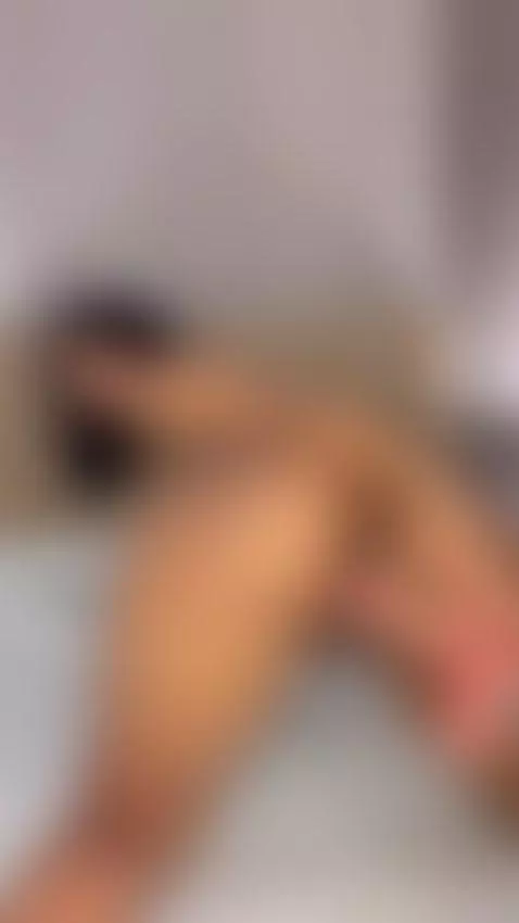 ESTOY LISTA PARA JUGAR CON MIS JUGUETES.... https://www.cams... by rubifoxx22