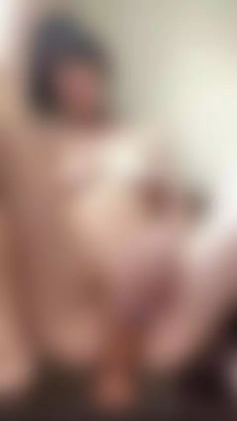 Pussy & tattoos just for you, having some fun time.  Sub OF by sofiink