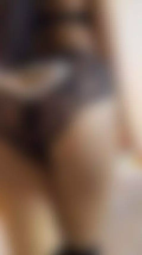 https://stripchat.com/ZoeCastro/follow-me
https://pvt.show/p... by zoecastroo