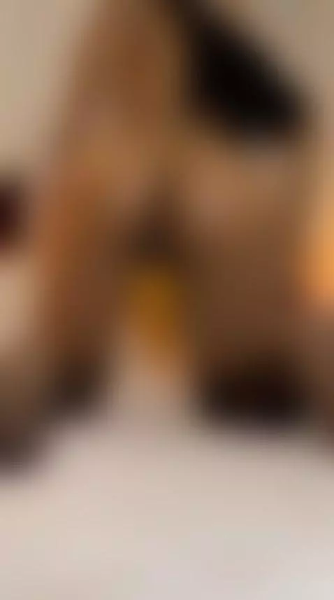 https://stripchat.com/ZoeCastro/follow-me
https://pvt.show/p... by zoecastroo