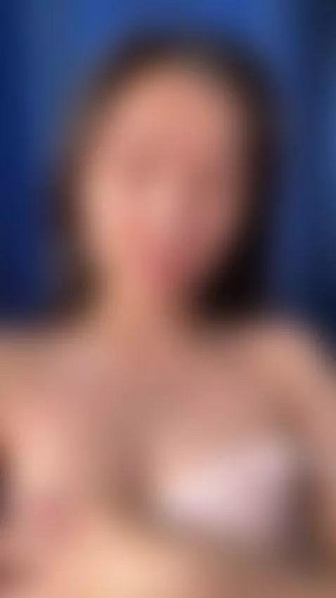 Big tits bounce as she moans loud 😋 by sofivirgin
