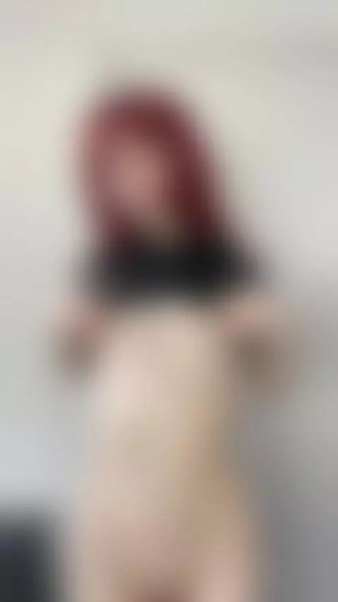 💋 Sexy tits, pretty smile, naughty vibes 😏 OF! by aliceginger