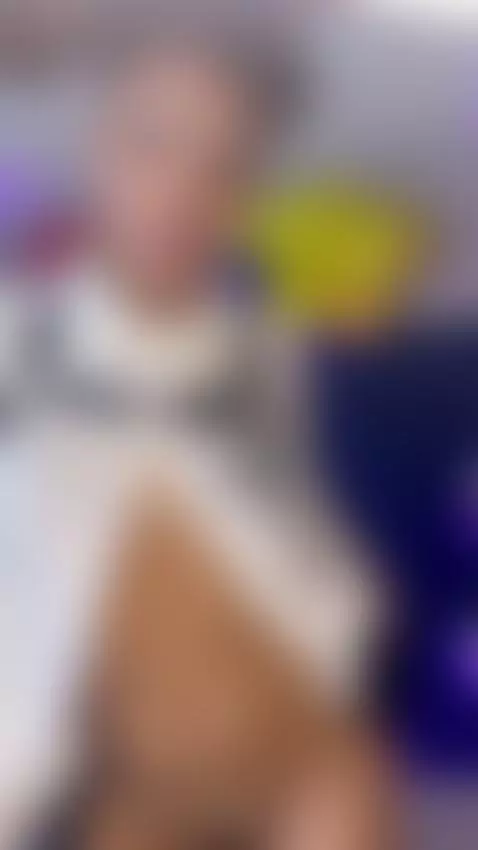 Every move I make has a purpose 😈💫 https://fansly.com/beckab... by beckablue