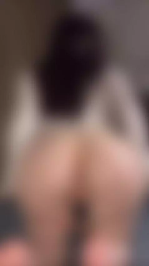 Subscribing to OnlyFans opens access to private content on O... by julianabunnyx