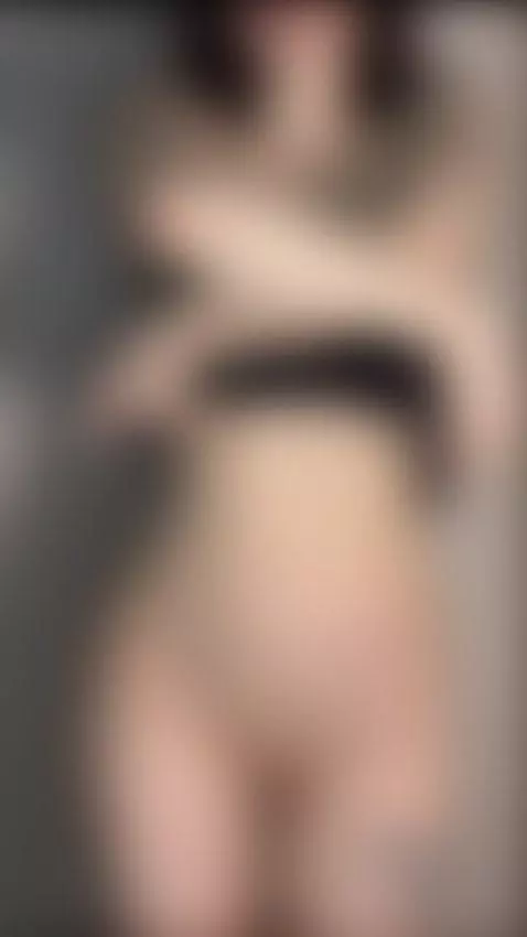 A new exclusive is already waiting for you 💎 Subscribe to my... by julianabunnyx