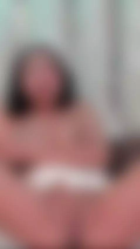 I fuck my tight pussy with a dildo 🔥😈 by alissemyers
