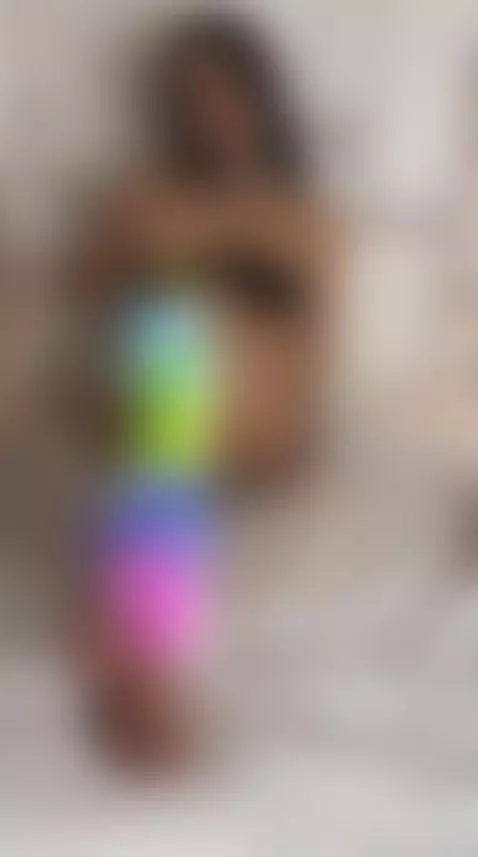 https://stripchat.com/LeilaSaenzz/follow-me
https://pvt.show... by leilascott