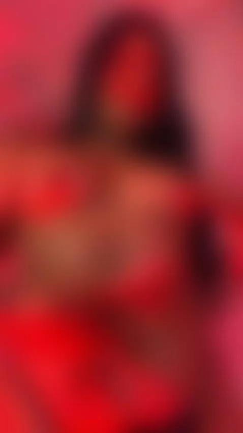 https://stripchat.com/LeilaSaenzz/follow-me
https://pvt.show... by leilascott
