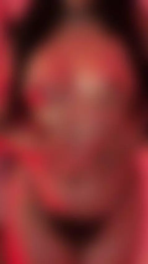 https://stripchat.com/LeilaSaenzz/follow-me
https://pvt.show... by leilascott