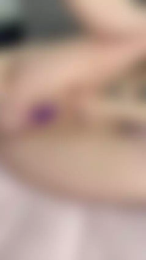 This teen makes herself cum like a pro 🖐️💦 Natural. Wet. Rea... by elizabethvvs