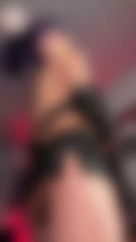 Click the link and don't miss my live stream 😈 by draculairisdoll