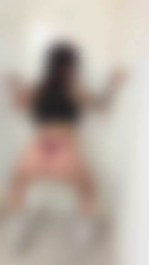 I'm still showing off my ass in this thong, determined not t... by camicoelho