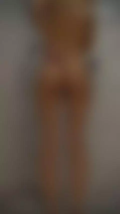 Teasing you just enough.
If you’re curious, you know where t... by velvetlacedream