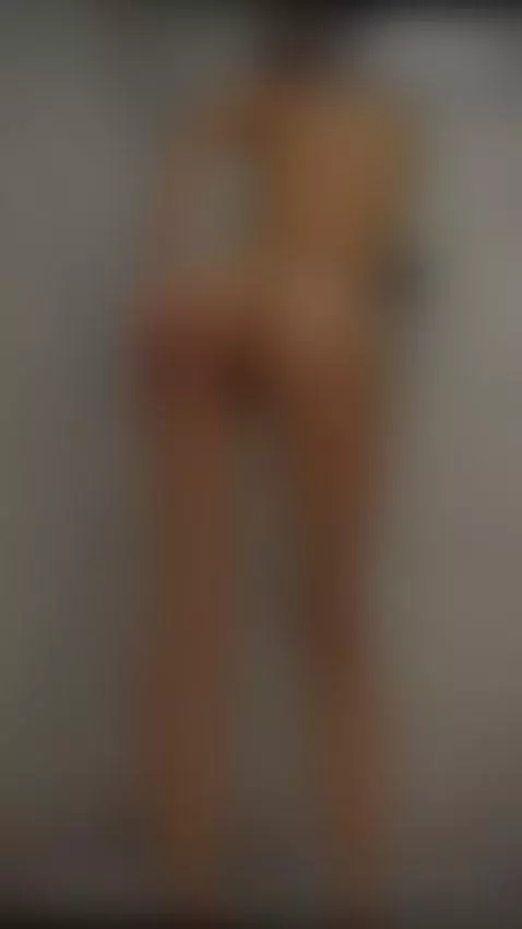 Teasing you just enough.
If you’re curious, you know where t... by velvetlacedream