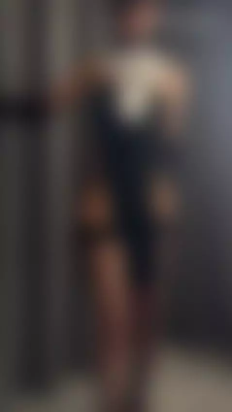 Teasing you just enough.
If you’re curious, you know where t... by velvetlacedream